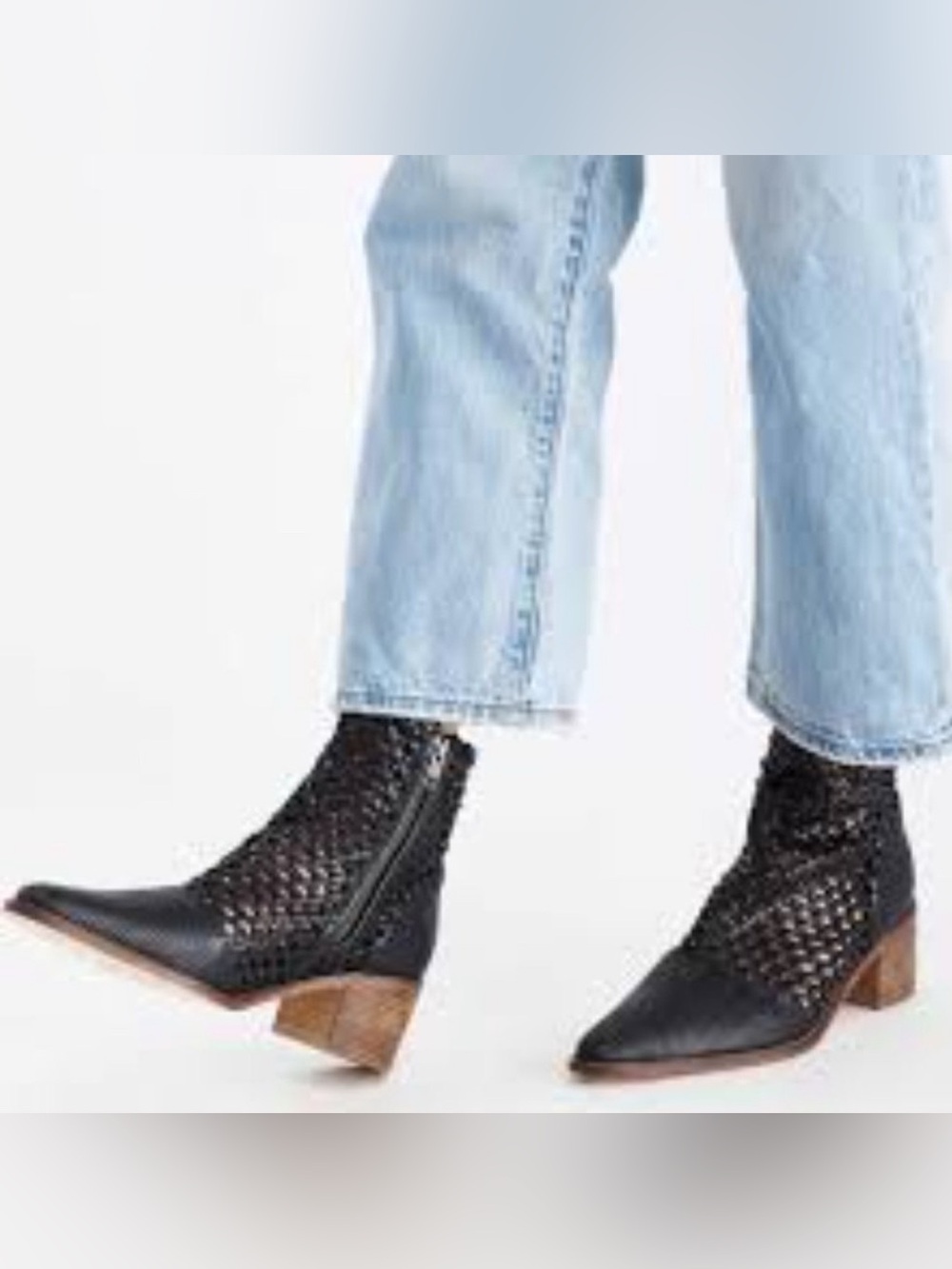 FREE PEOPLE black woved leather boots size 9